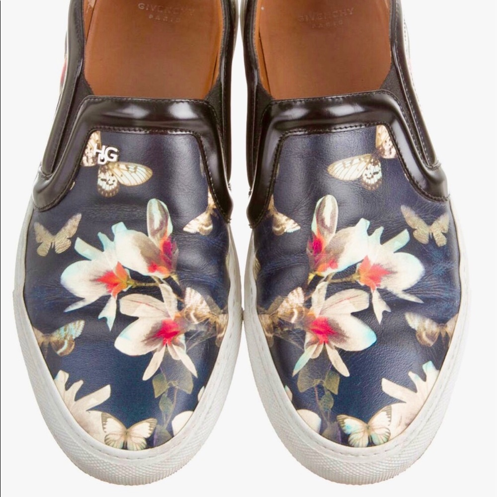 Givenchy Sneakers